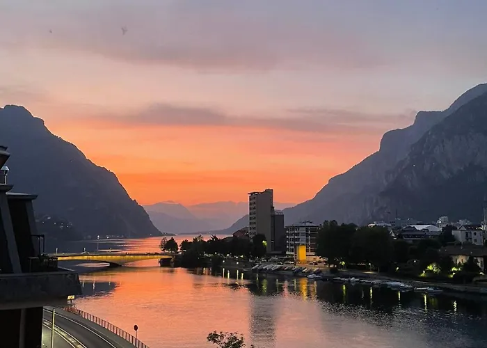 Апартаменты La Terrazza Sull'adda Мальграте